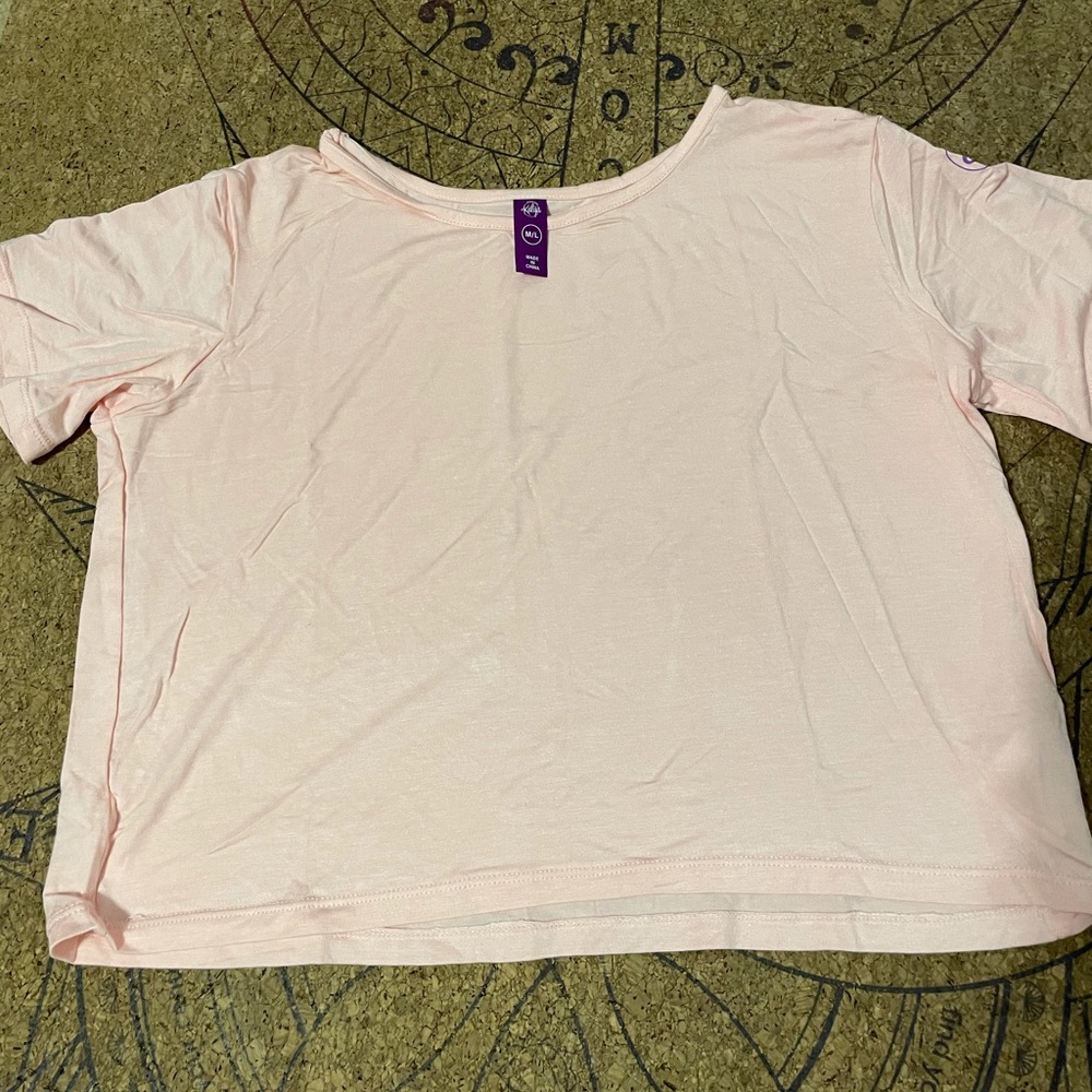 ‼️ Sold ‼️ Workouts By Katya crop T-shirt